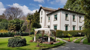 Гостиница Villa del Cigno  Лекко